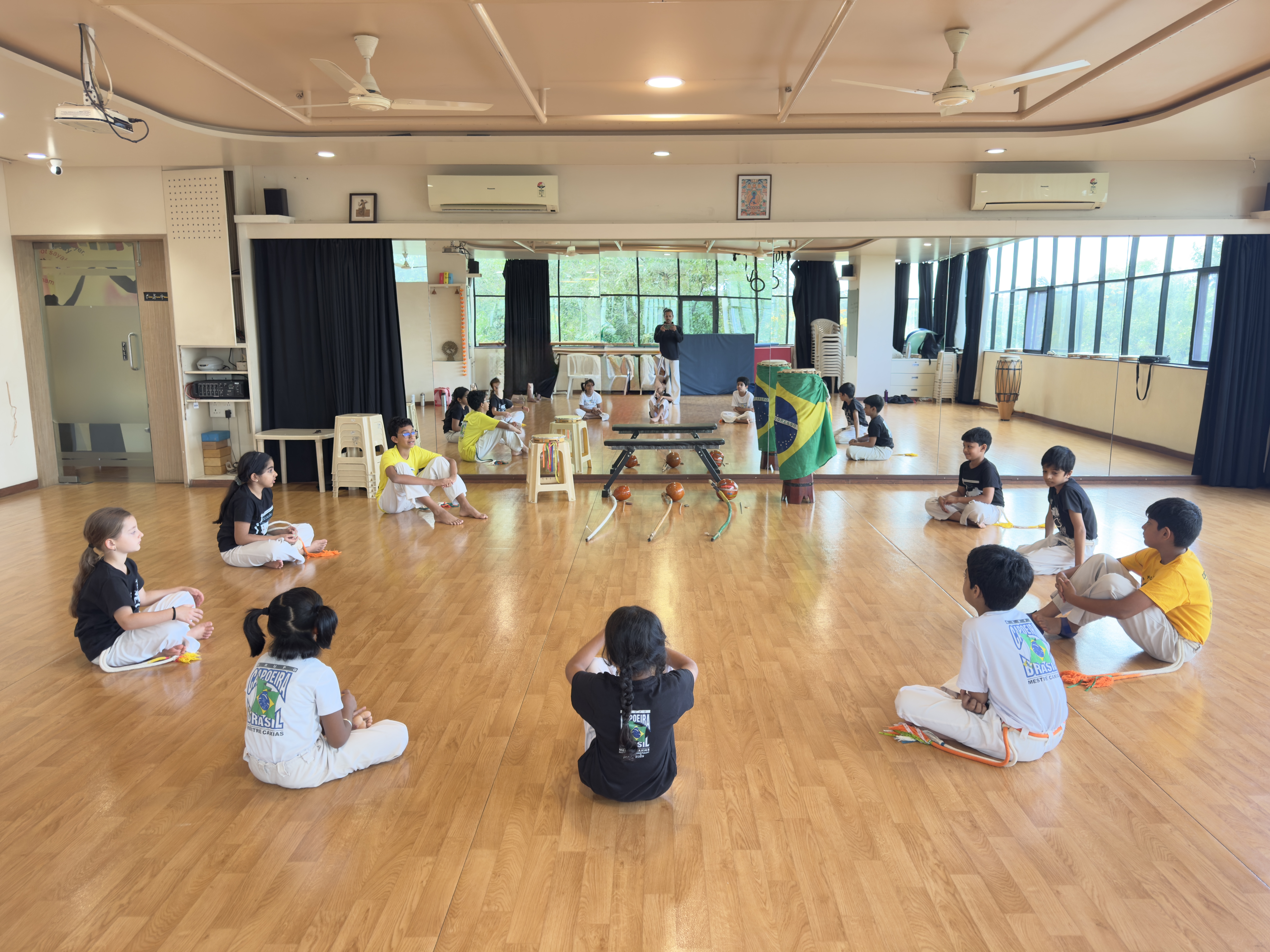 Capoeira class environment and training session